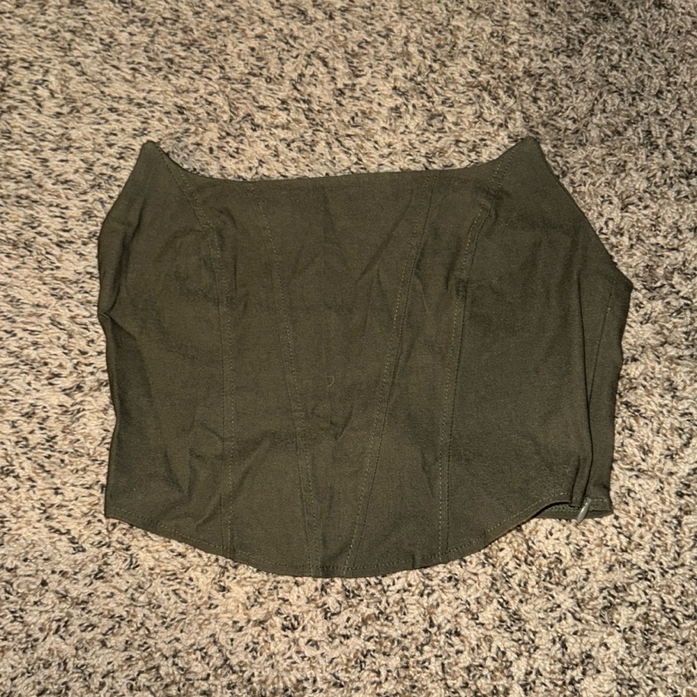 never worn crop top